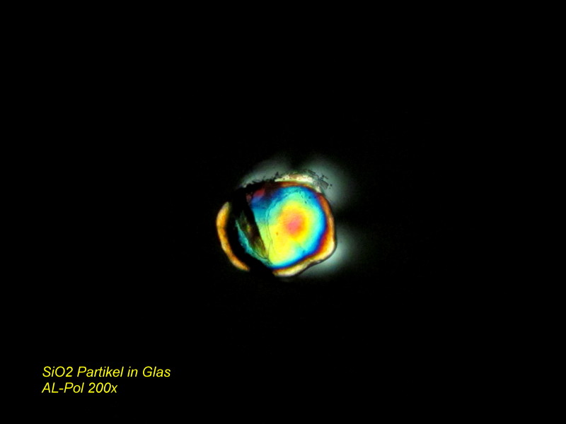 Inclusions dans du verre optique  (différents cristaux) #26029